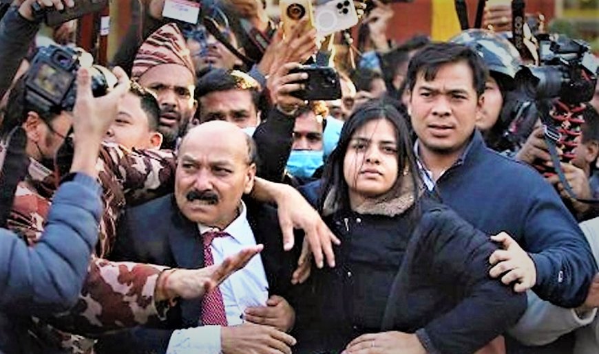 वरिष्ठ अधिवक्ता दिनेश त्रिपाठीमाथि  हातपात