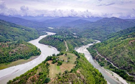 विश्वकै होचो उपत्यका तुम्लिङटार