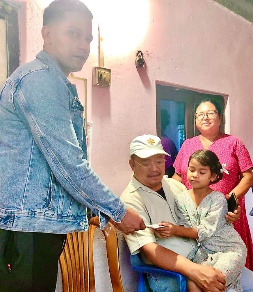 दिवङ्गत चालककी छोरीलाई शैक्षिक सहयोग 