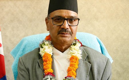 राज्यले उपस्थिति नदेखाउँदा  श्रमिकहरू देशभित्रै ठगीको चपेटामा पर्नुपर्ने अवस्था आयो : श्रममन्त्री भण्डारी