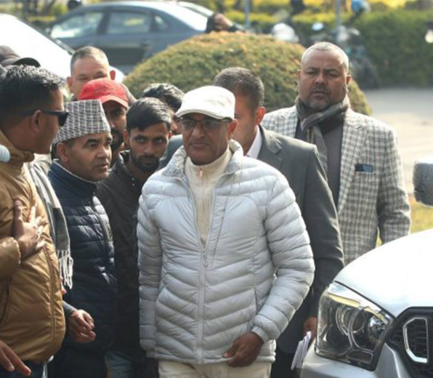 जेनजी आन्दोलनको विषयमा बयान दिन आयोग पुगे रमेश लेखक