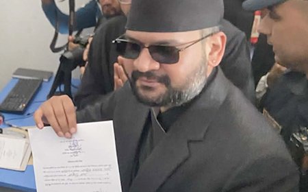 झापा-५ बाट बालेनको उम्मेदवारी दर्ता