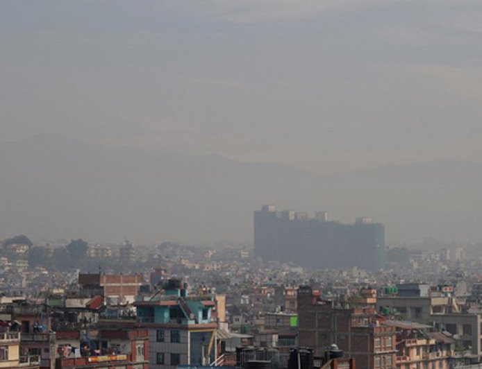 वायु प्रदूषण बढेसँगै काठमाडौं प्रदूषित शहरको नवौँ स्थानमा पुग्यो