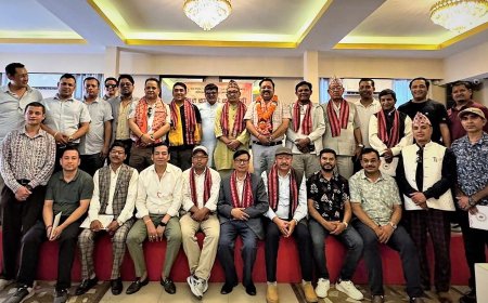 सुनचाँदी व्यवसायी तथा संघर्ष समितिद्वारा विपिन रामुदामुलाई बधाई तथा शुभकामना