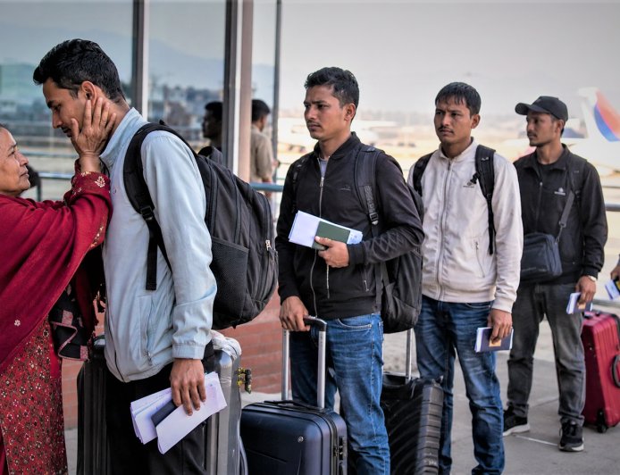 वैदेशिक रोजगारीमा जाने श्रमिकलाई बिनाधितो ऋण दिने बजेट घोषणा, कार्यान्वयनमा प्रश्न
