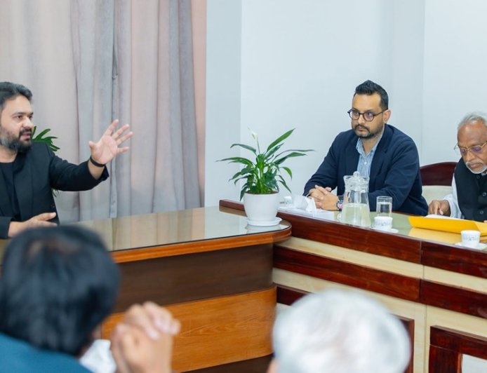 यो सरकार हिन्दू राष्ट्र र राजा ल्याउने पक्षमा छैन : प्रधानमन्त्री  शाह