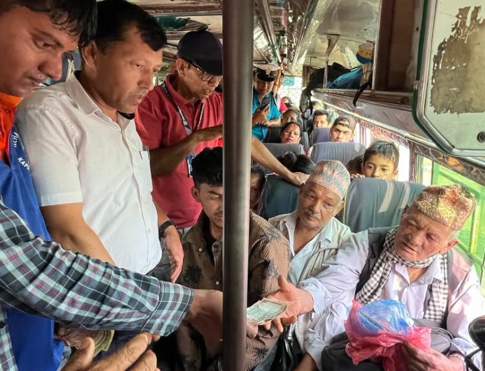 ज्येष्ठ नागरिकलाई सार्वजनिक सवारीमा ५० प्रतिशत भाडा छुट अनिवार्य गराउन पहल