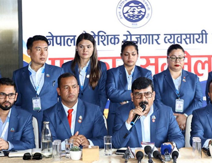 सरकारसँग वार्तापछि म्यानपावर व्यवसायीको आन्दोलन फिर्ता