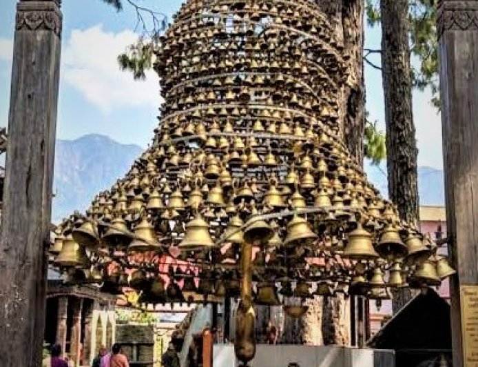 ‘महाघण्टी’ पर्यटकको आकर्षण, ५०० भन्दा बढी घण्टीको संगम