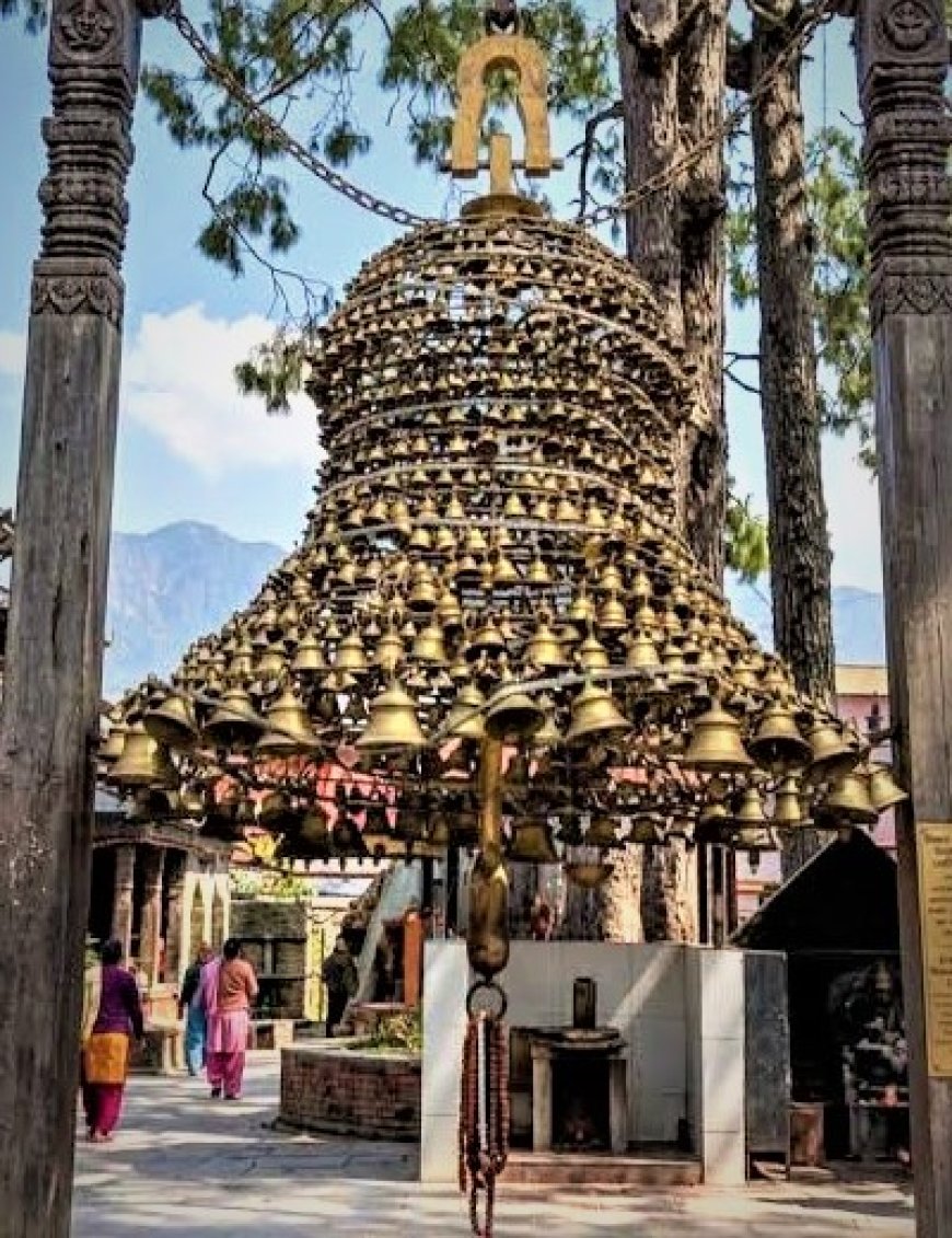 ‘महाघण्टी’ पर्यटकको आकर्षण, ५०० भन्दा बढी घण्टीको संगम