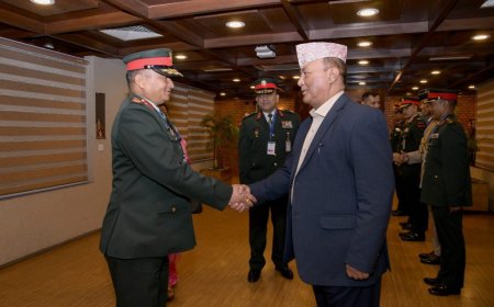 नेपाली सेनाका प्रधानसेनापति बेलायत प्रस्थान